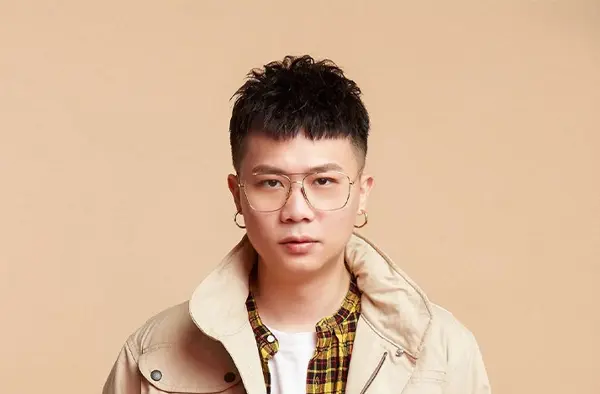 Xiao Bing Chih 萧秉治 - 2026 "Alive" Live Tour concert poster