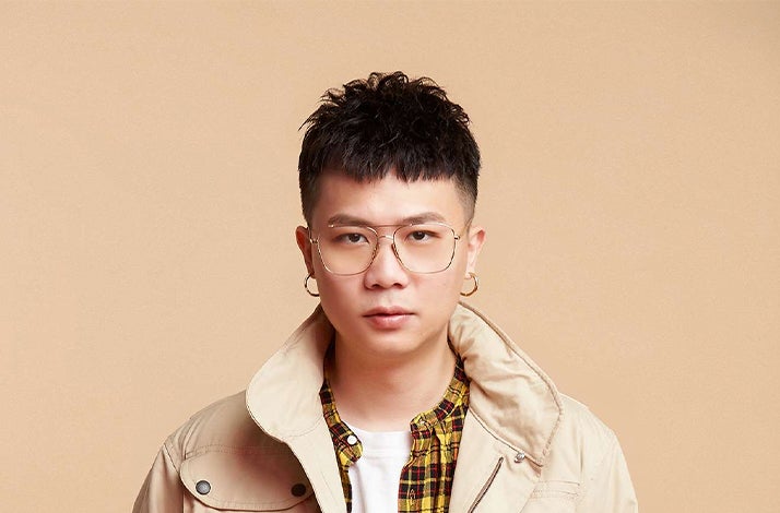 Xiao Bing Chih 萧秉治 poster